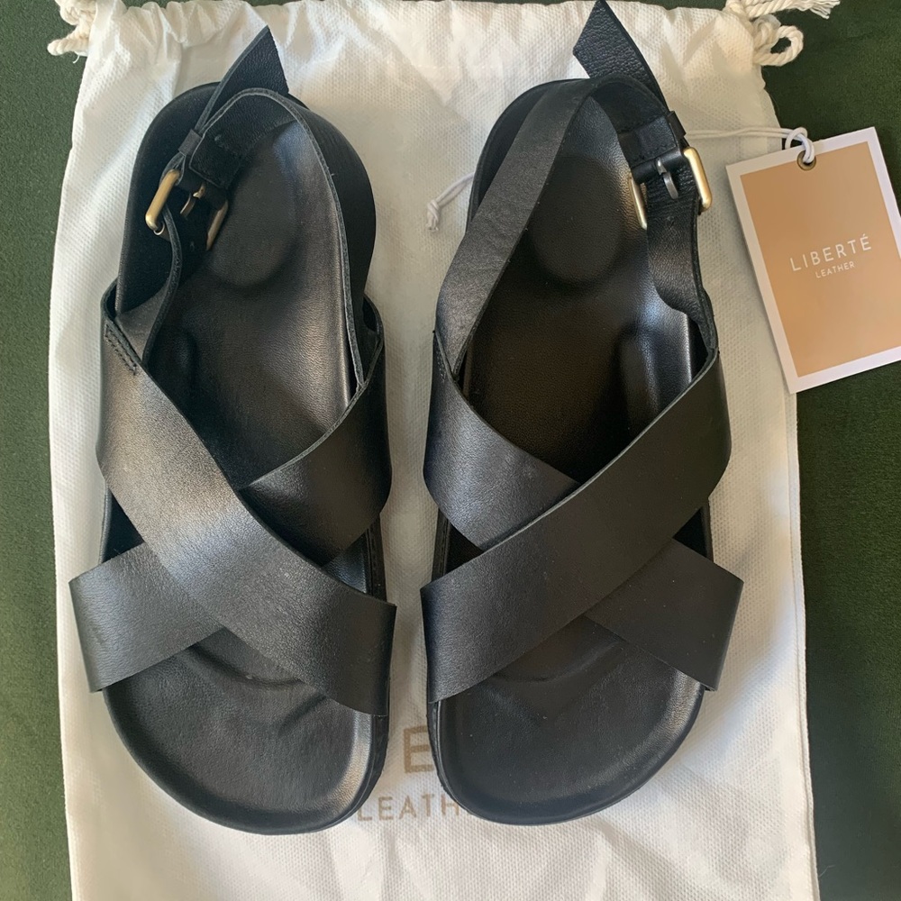 Liberté Leather black chunky Capri sandal size 42